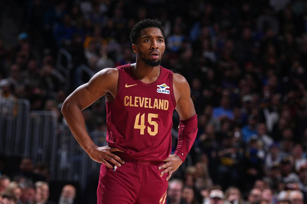 的对话中保 的对话中保